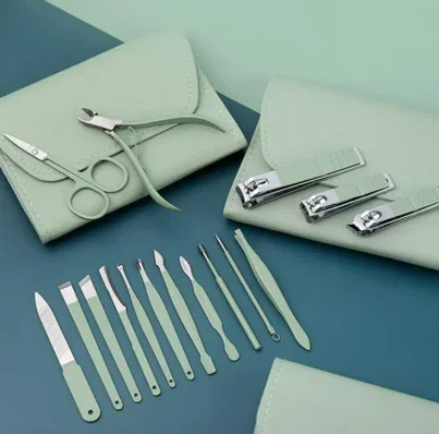 16 PCS Premium Manicure Pedicure Set